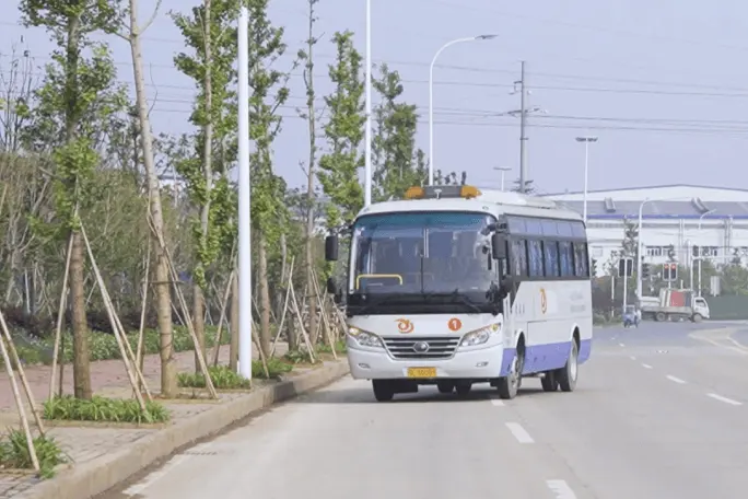 靠边停车